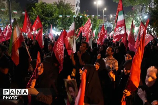 حماسه حضور فردیسی‌ها در صد ‌و چهل و سومین شب  راهپیمایی 
