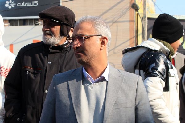 حضور پرشور مردم بهارستانی در راهپیمایی ۲۲ بهمن