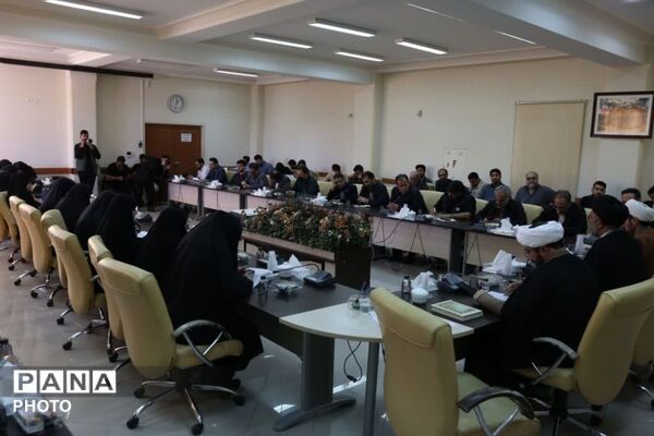 نشست خبری تشریح برنامه‌های دهه کرامت در قم