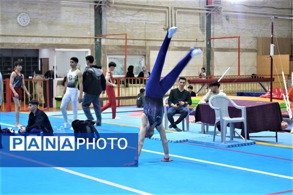 مسابقات انتخابی تیم ملی جوانان ژیمناستیک هنری در قم