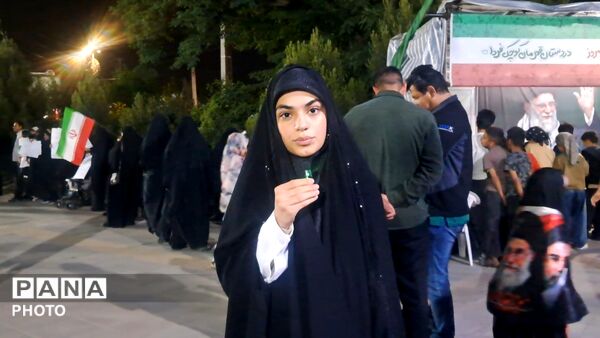 نودویکمین شب تجمعات مردمی در شهر هشتگرد 