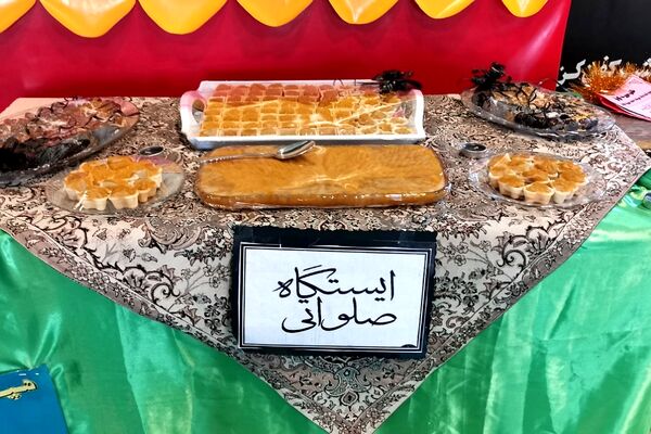 مراسم عزاداری و توزیع نذری به‌مناسبت شهادت حضرت فاطمه زهرا (س) در مدارس شهرستان ورامین