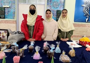 جشنواره و نمایشگاه هنرهای دستی در دبیرستان فاطمیه ملارد
