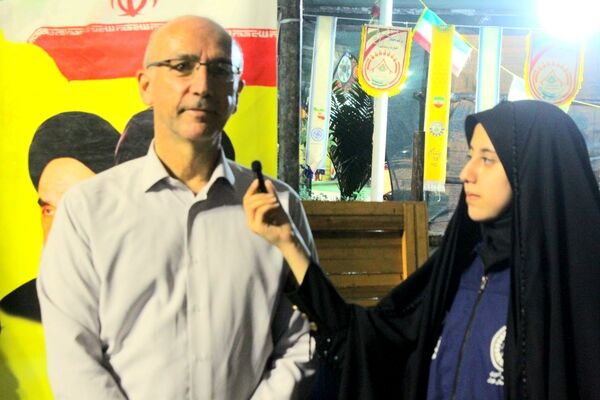۴۷ مدرسه ورامین در غرفه شهدای دانش‌آموز و فرهنگی مشارکت داشتند