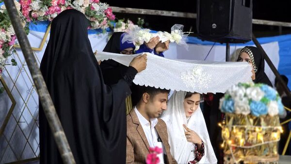 دوازدهمین جشن ازدواج آسان ۲۰ زوج جوان در رودبار کرمان