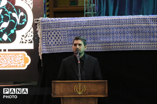 بزرگداشت رهبر شهید ایران در مسجد حظیره استان یزد