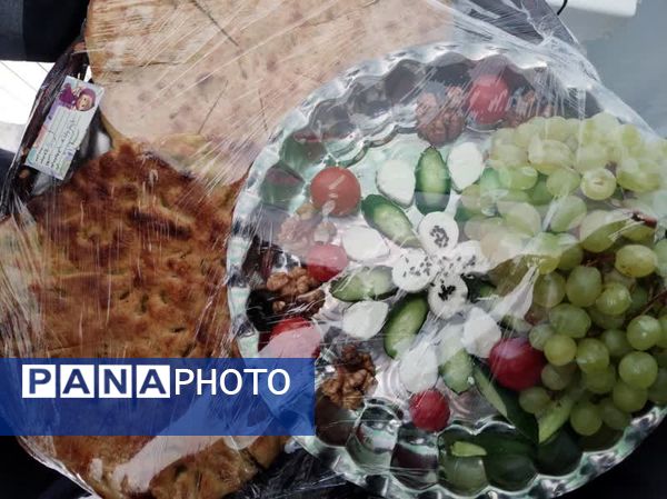 جشنواره غذا در مدرسه مدرس شهرستان چناران