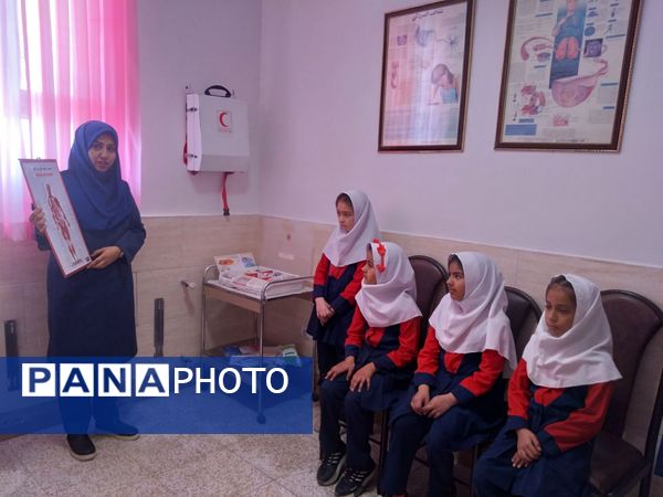 افتتاح اتاق بهداشت در دبستان دخترانه مالک‌ اشتر شهرستان ملارد