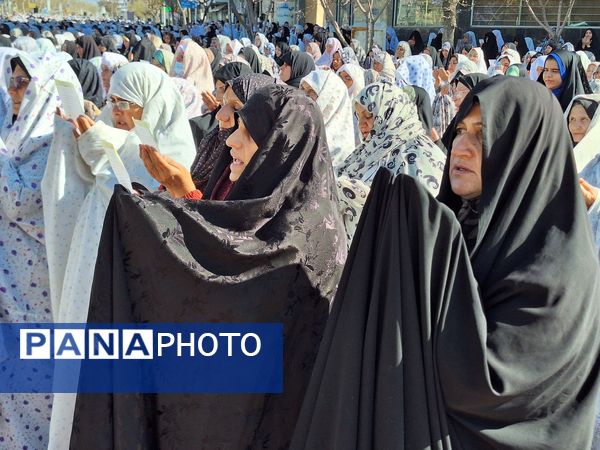 شکوه بندگی در قاب پانا 