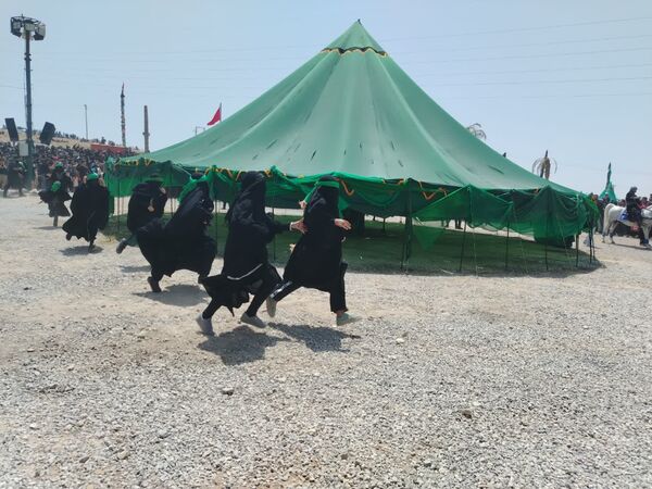 مراسم تعزیه‌خوانی در شهر طاقانک