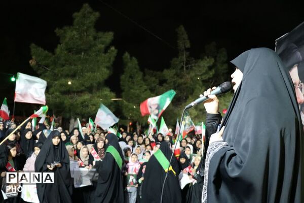 گرامیداشت چهلمین روز دانش آموزان شجره طیبه میناب در مشهد