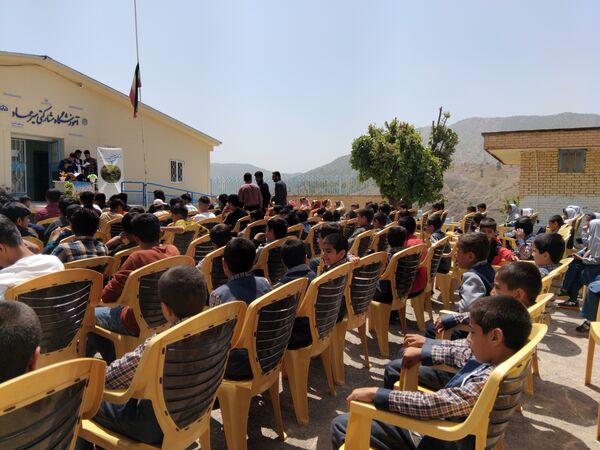 جشن هفته سلامت در روستای رفن