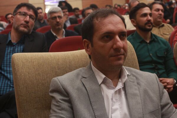  همایش تکریم از مقام معلم در اردوگاه شهید منتظری با حضور مسئولان بهارستان‌2