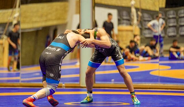 یورش آزادکاران جوان به دایره طلایی اردوی تیم ملی