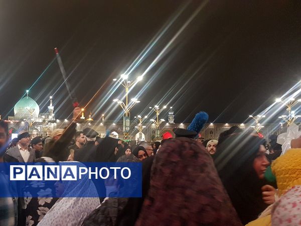 حرم مطهر رضوی میزبان  سوگواران درآخرین شب قدر