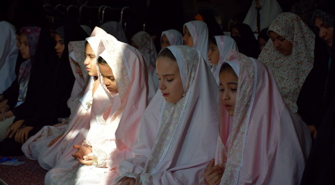 در پناه سکوت 