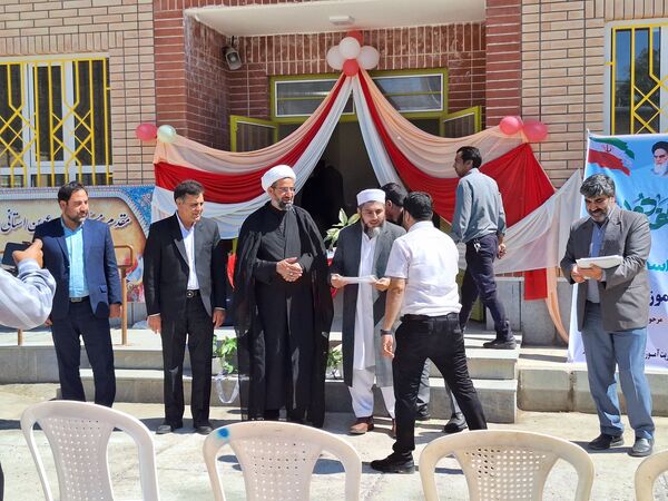 افتتاحیه آموزشگاه شش کلاسه در شهرستان باخرز
