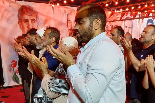 برپایی موکب «عشاق الحسین(ع)» سازمان دانش‌آموزی شهرستانهای تهران در مسیر زائران اربعین