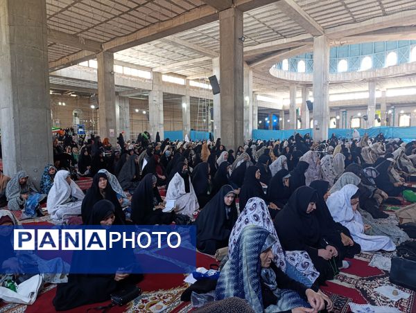 نماز عبادی سیاسی جمعه همزمان باهفته وحدت درنیشابور