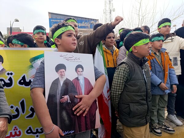 راهپیمایی ۲۲ بهمن در مشهدمرغاب