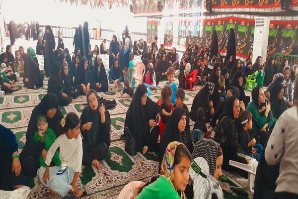 مراسم شیرخوارگان حسینی در شهرستان لنده