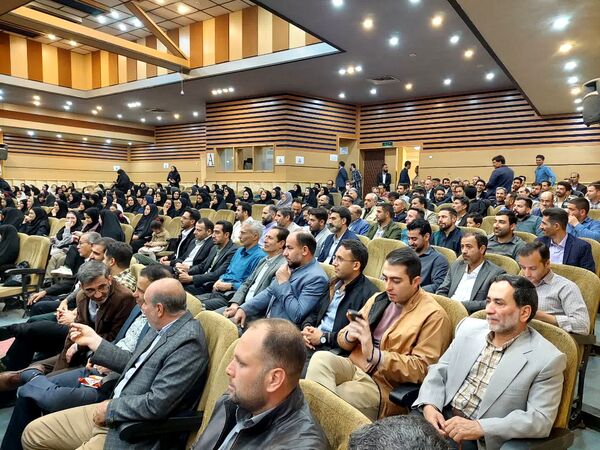 از فرهنگیان شاخص خرمدره تقدیر شد