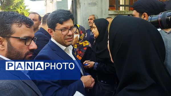 نشست صمیمی نخبگان و فرهنگیان سوادکوه با حضور معاون پارلمانی وزیر آموزش‌وپرورش 