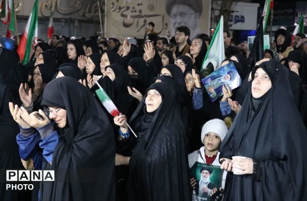 حماسه دیگر مردم نظرآباد در پی شهادت رهبر شهید و بیعت با سومین رهبر انقلاب اسلامی 