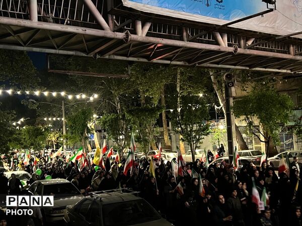 حضور مردم کرج در تجمعات مردمی