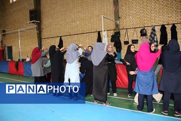 برگزاری کارگاه توانمندسازی مربیان پیش دبستانی و مهد در ناحیه یک شهرری