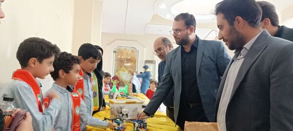 همایش دانش‌آموزان پیشرو گام دوم انقلاب اسلامی فارس