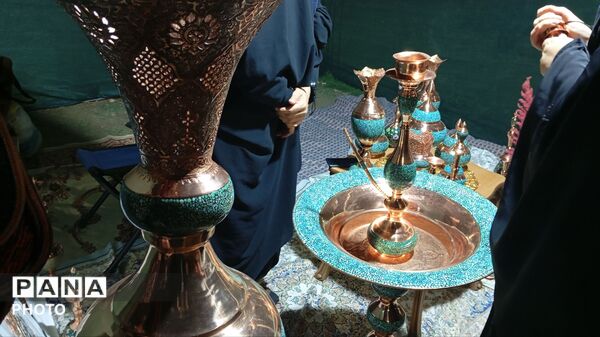 نمایشگاه فرهنگی هنری بسیج در خرم آباد