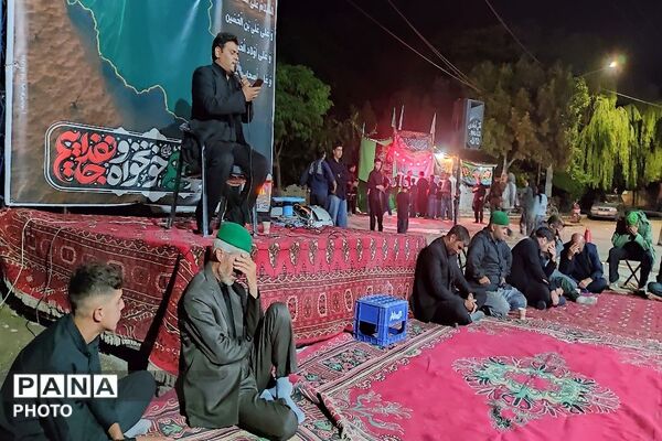 هیئت زنجیر زنی ابا عبدالحسین،  شب تاسوعا در شهر بار نیشابور 