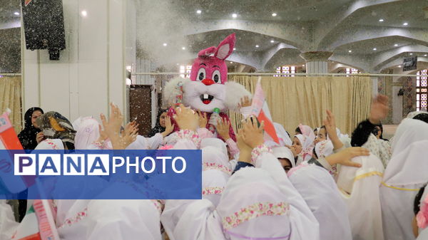 جشن 5000 نفری آغاز بندگی فرشتگان زمینی شهر تبریز 