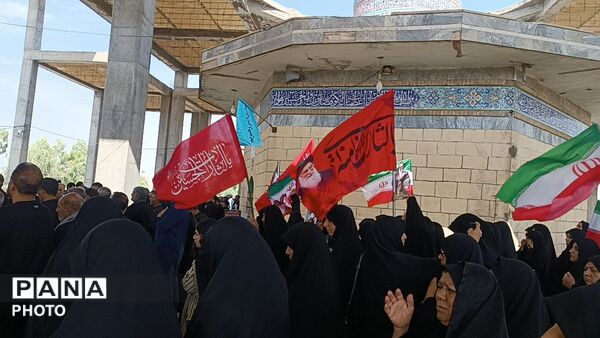 حضور پرشور مردم پلدختر در مسیر جاماندگان اربعین حسینی