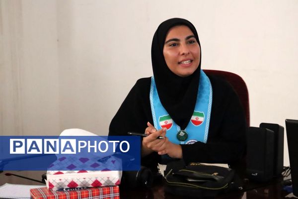 دیدار نماینده مردم ساری و میاندرود در مجلس شورای اسلامی با دانش‌آموزان مازندران