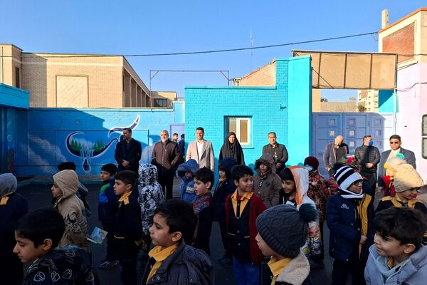 گرامیداشت حماسه 9 دی در دبستان شاهد شهید قدوسی ناحیه 2 شهرری 