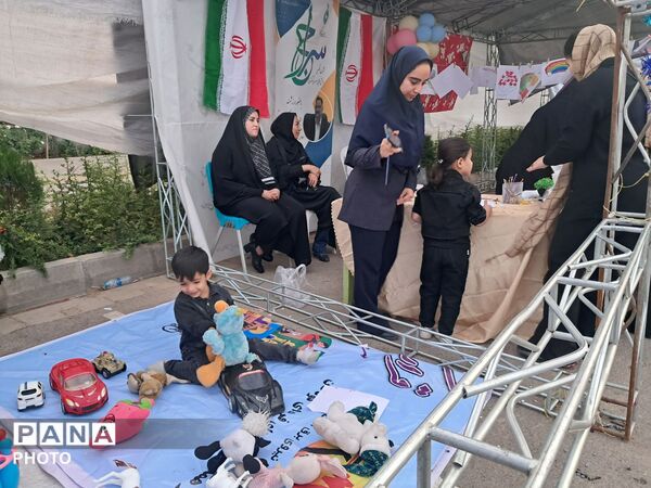 جشن روز جهانی کودک  در پارک مادر کرج 