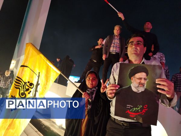 شادی مردم در شاهکار نیروهای سپاه پاسداران 