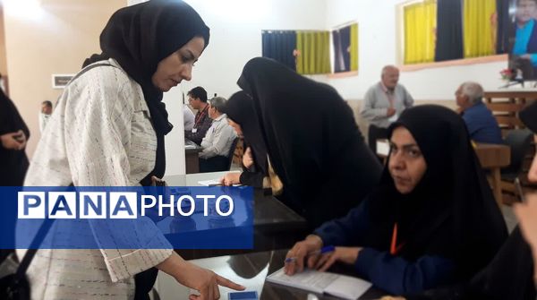 حضور با شکوه مردم اشکذر در انتخابات ریاست جمهوری