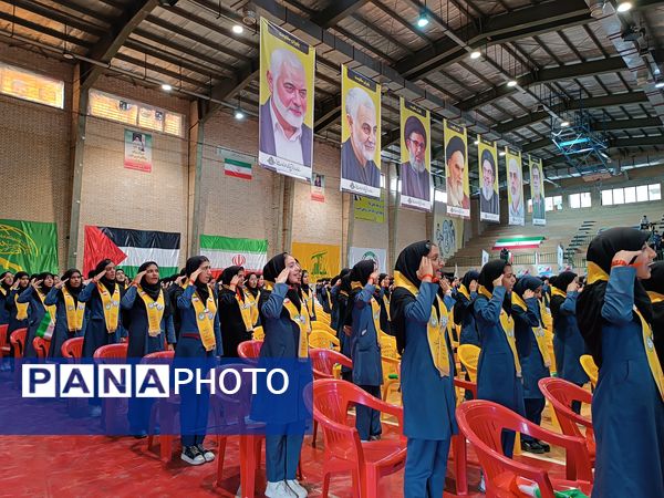 همایش بزرگ یاوران مقاومت در بیرجند 