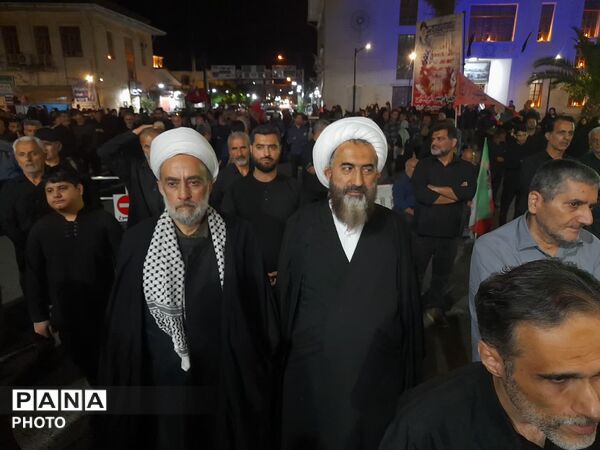 مراسم وداع با شرکت کنندگان مراسم تشییع در رودسر