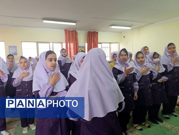 محفل انس با قرآن در مدارس شهرستان ایلام