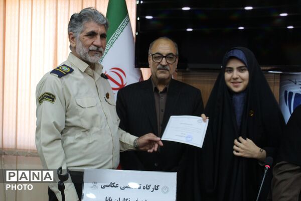 برگزاری کارگاه آموزش عکاسی با موبایل ویژه خبرنگاران پانا در صداوسیمای خراسان شمالی