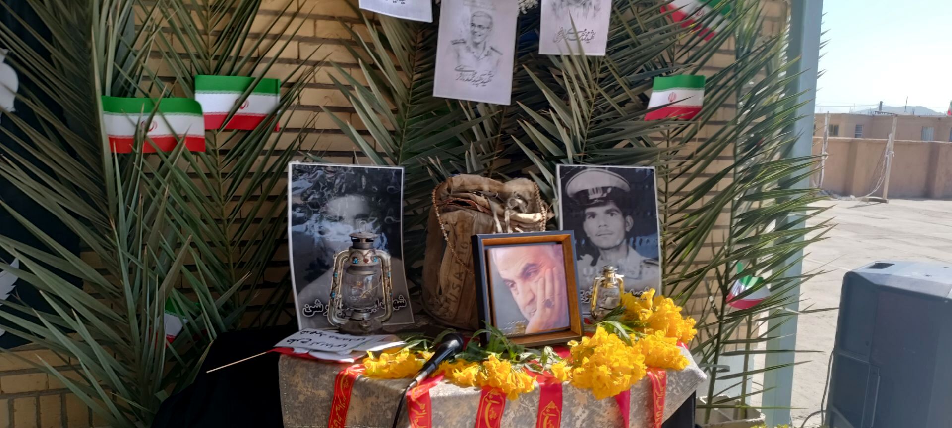 استقبال باشکوه دانش‌آموزان از پیکر شهید در مدرسه شهید مطهری