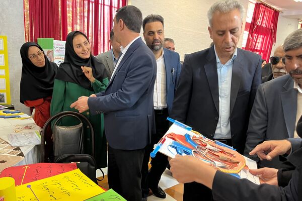 نمایشگاه تکنولوژی آموزشی در شهرستان آباده