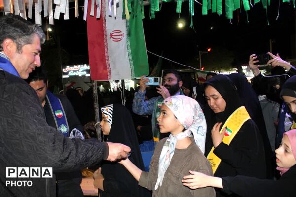 مراسم سازمان دانش‌آموزی فاروج به یاد دانش‌آموزان شهید میناب