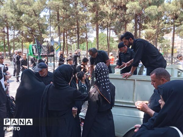 مراسم عزاداری مسجد پنج تن در روز عاشورای حسینی