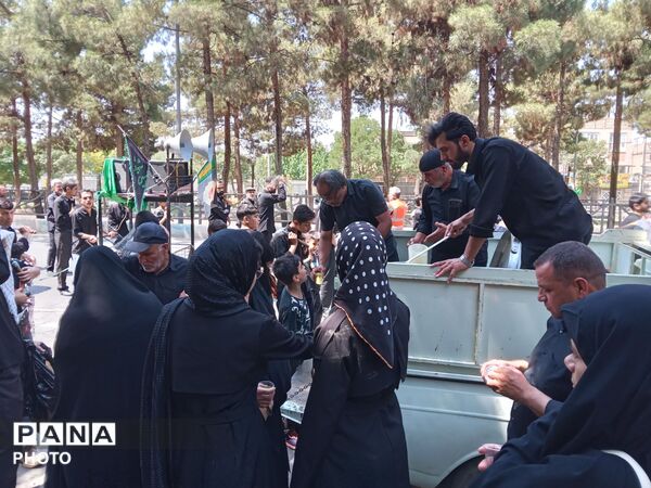 مراسم عزاداری مسجد پنج تن در روز عاشورای حسینی