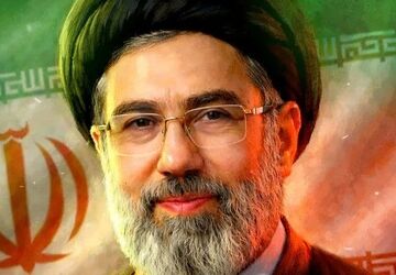 طنین همدلی در میدان شهر؛ مردم ازنا زادروز رهبر انقلاب را گرامی داشتند